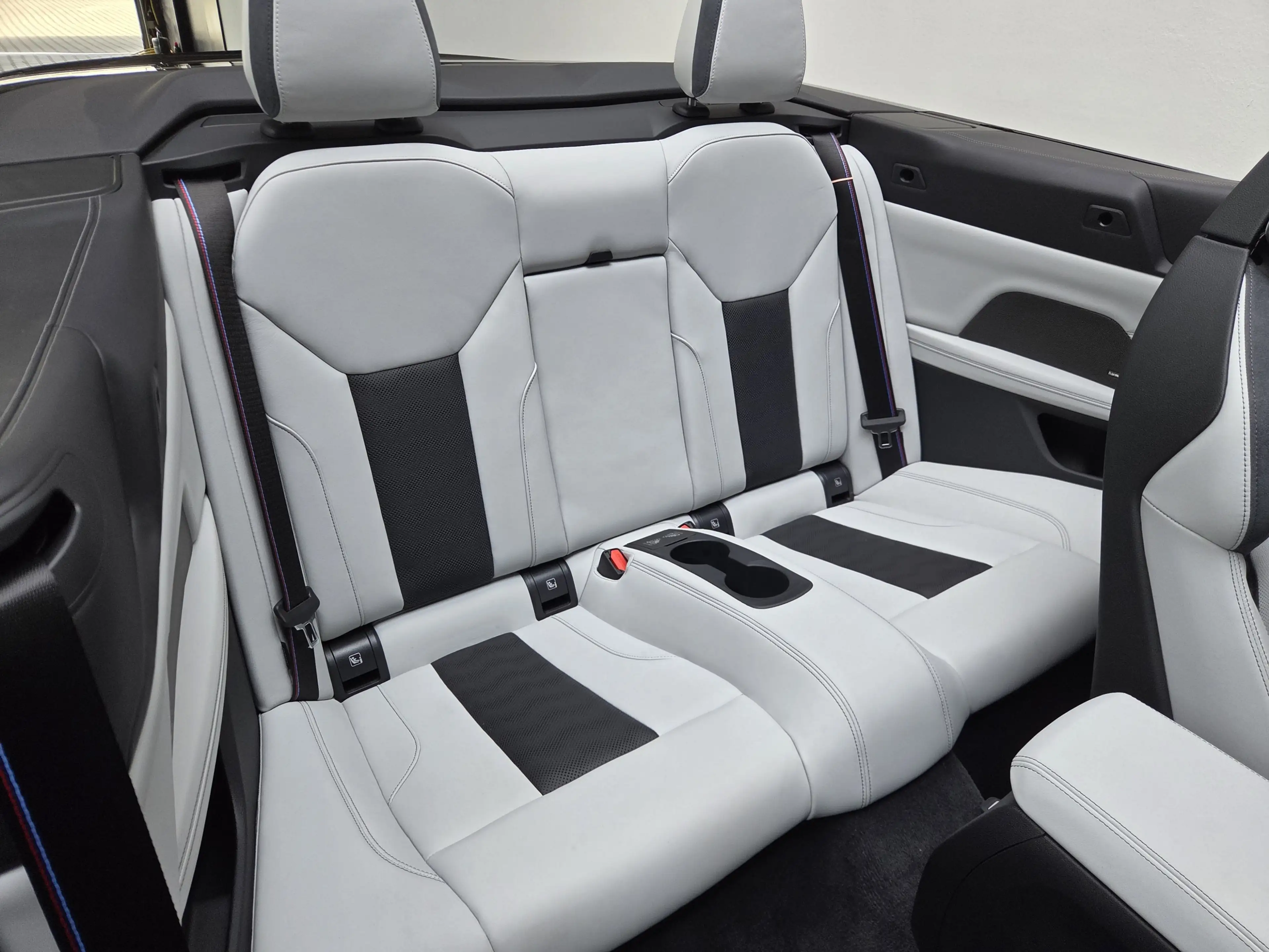 BMW M4 xDrive Comp. Cabrio Sitzlüft ACC 360° Carbon — photo 27