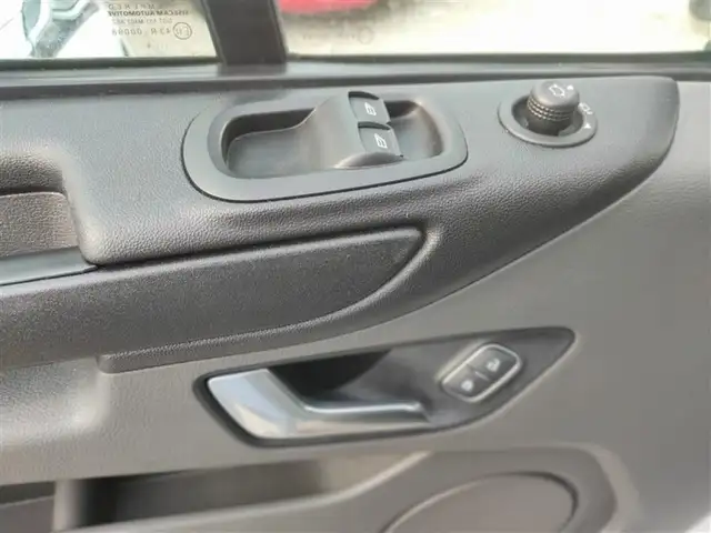 Ford Transit Custom view 12