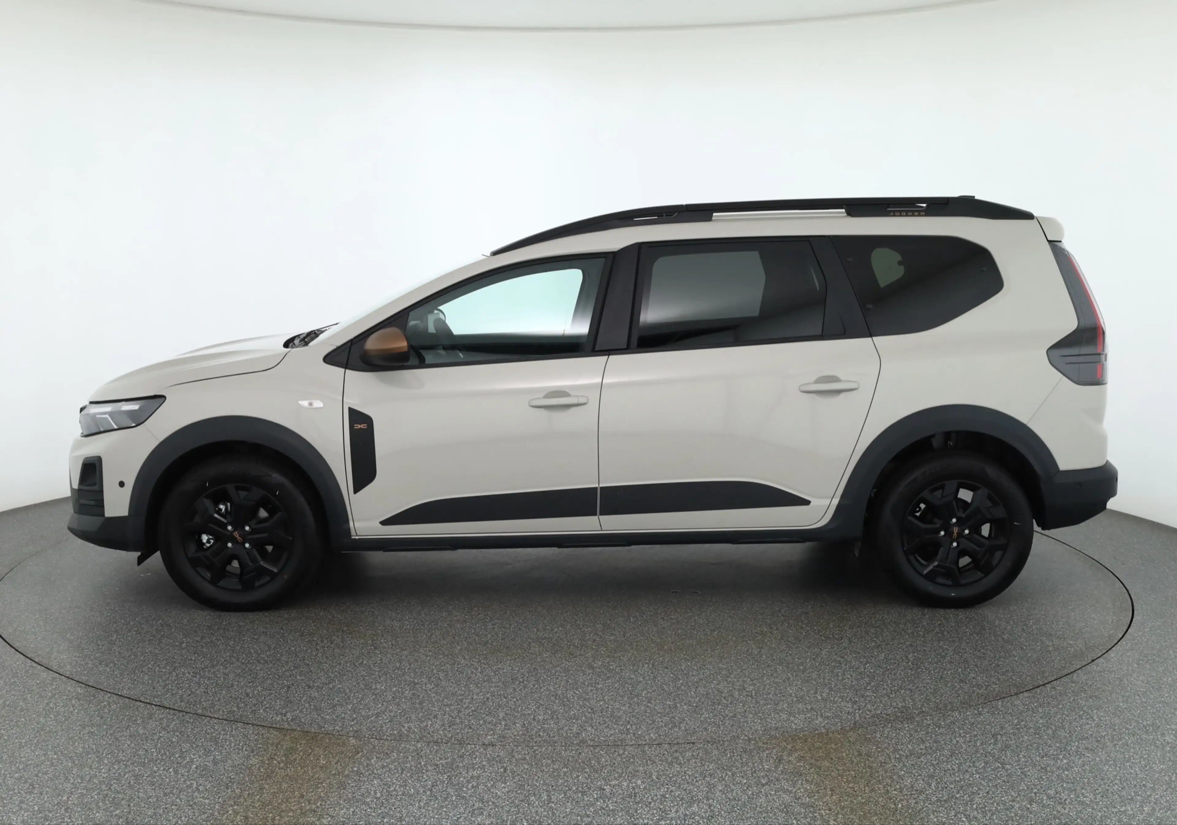 Dacia Jogger TCe 110 Extreme LED 7-Sitzer Kamera — photo 2