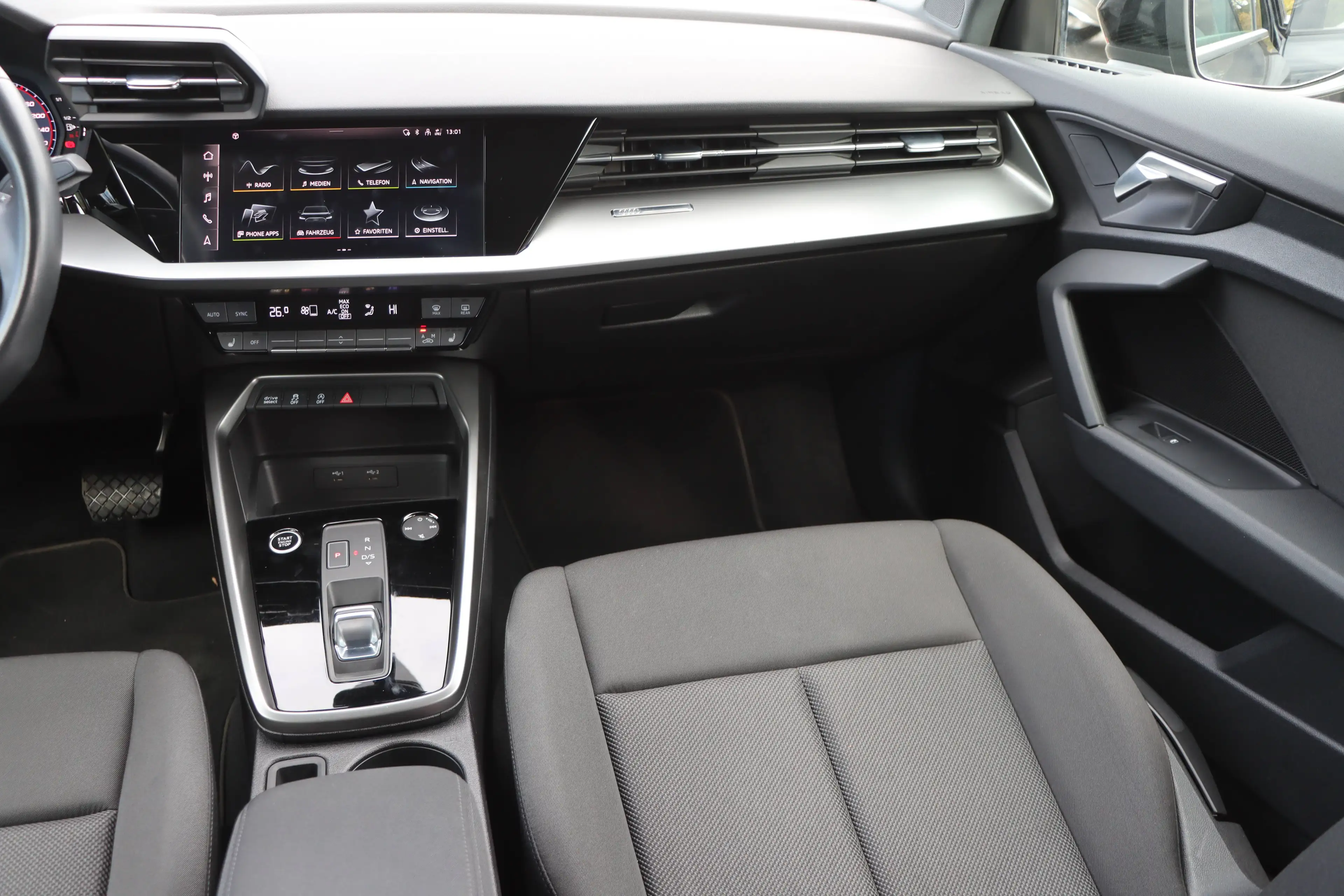 Audi A3 35 TDI S-tronic | Matrix LED | NAVI | ACC | 1.Besitzer | — photo 13