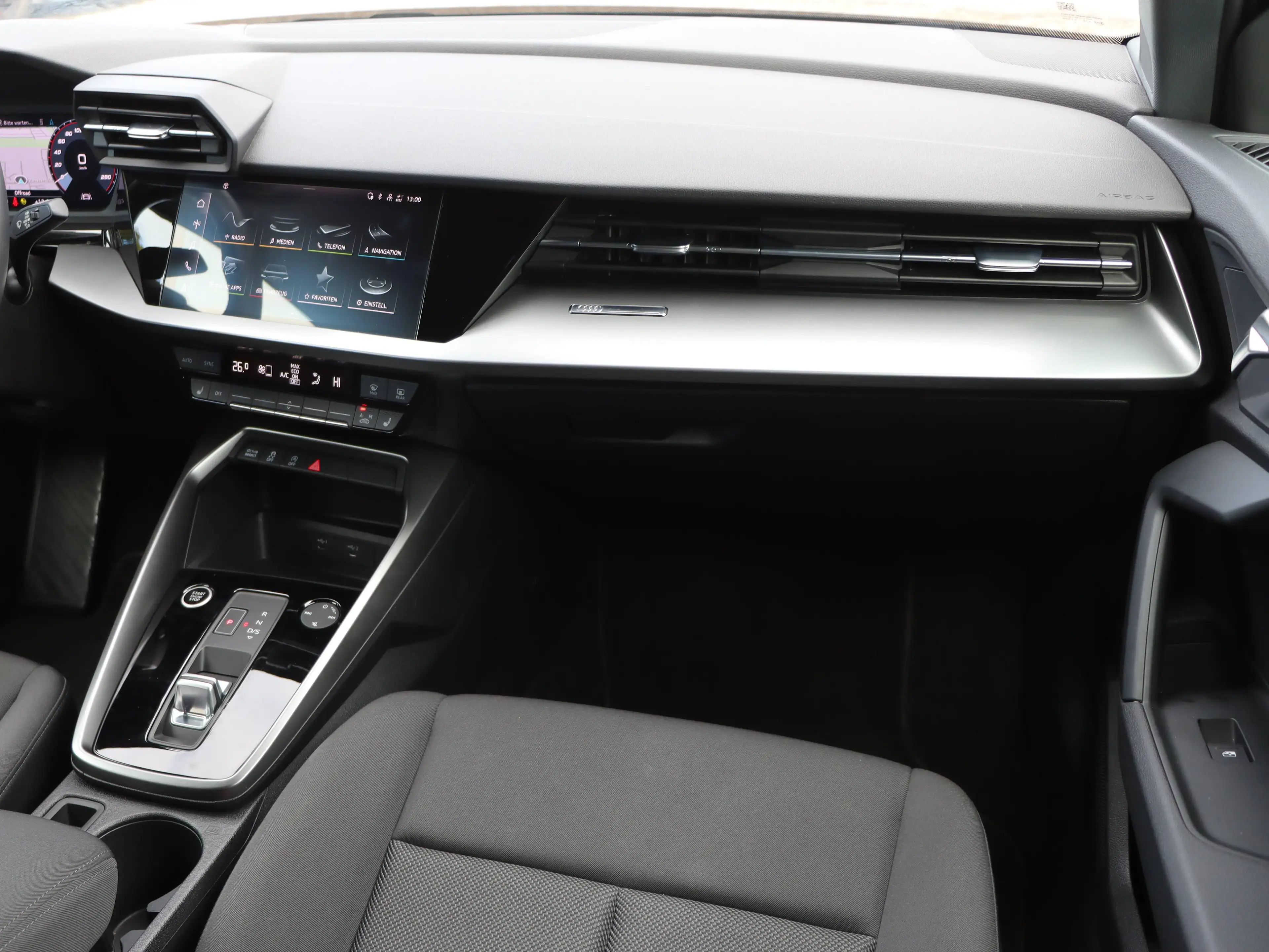 Audi A3 35 TDI S-tronic | Matrix LED | NAVI | ACC | 1.Besitzer | — photo 11