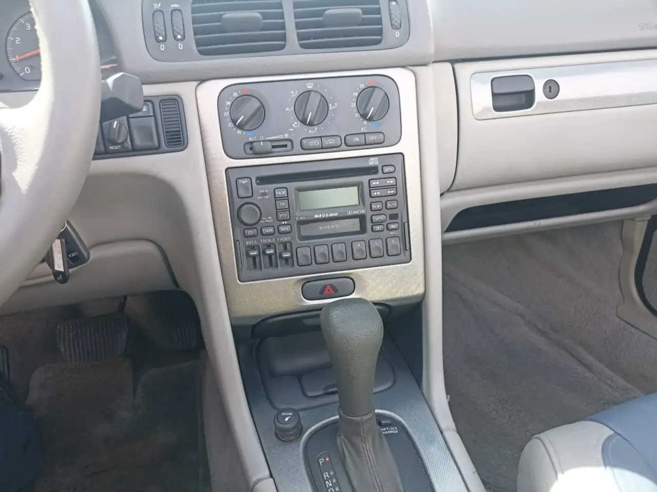 Volvo C70 Cabrio 2.3 Aut., foto 9