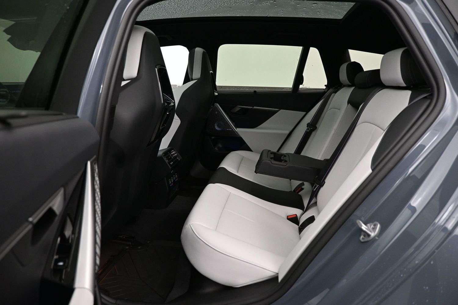 2025 BMW M5 TOURING ADVANCED DRIVER ASSISTANCE, PANORAMIC ROOF thumb 27