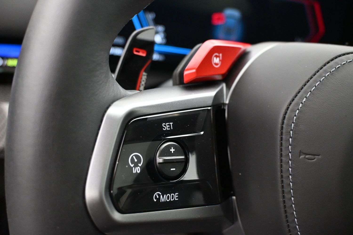 2025 BMW M5 TOURING ADVANCED DRIVER ASSISTANCE, PANORAMIC ROOF thumb 16