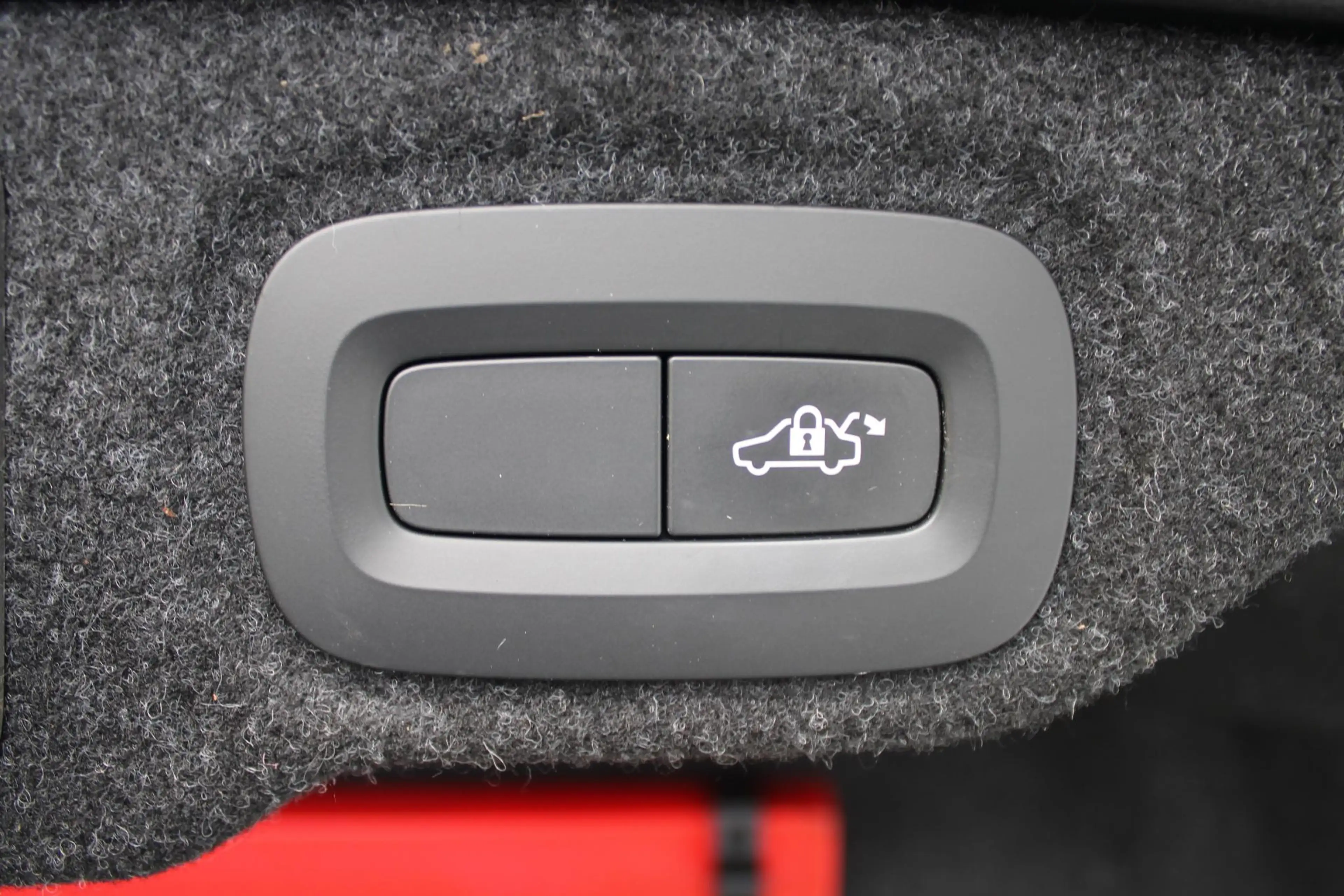 Volvo S60 T5 Intro Edition | Adaptive Cruise Control | BLIS — photo 9