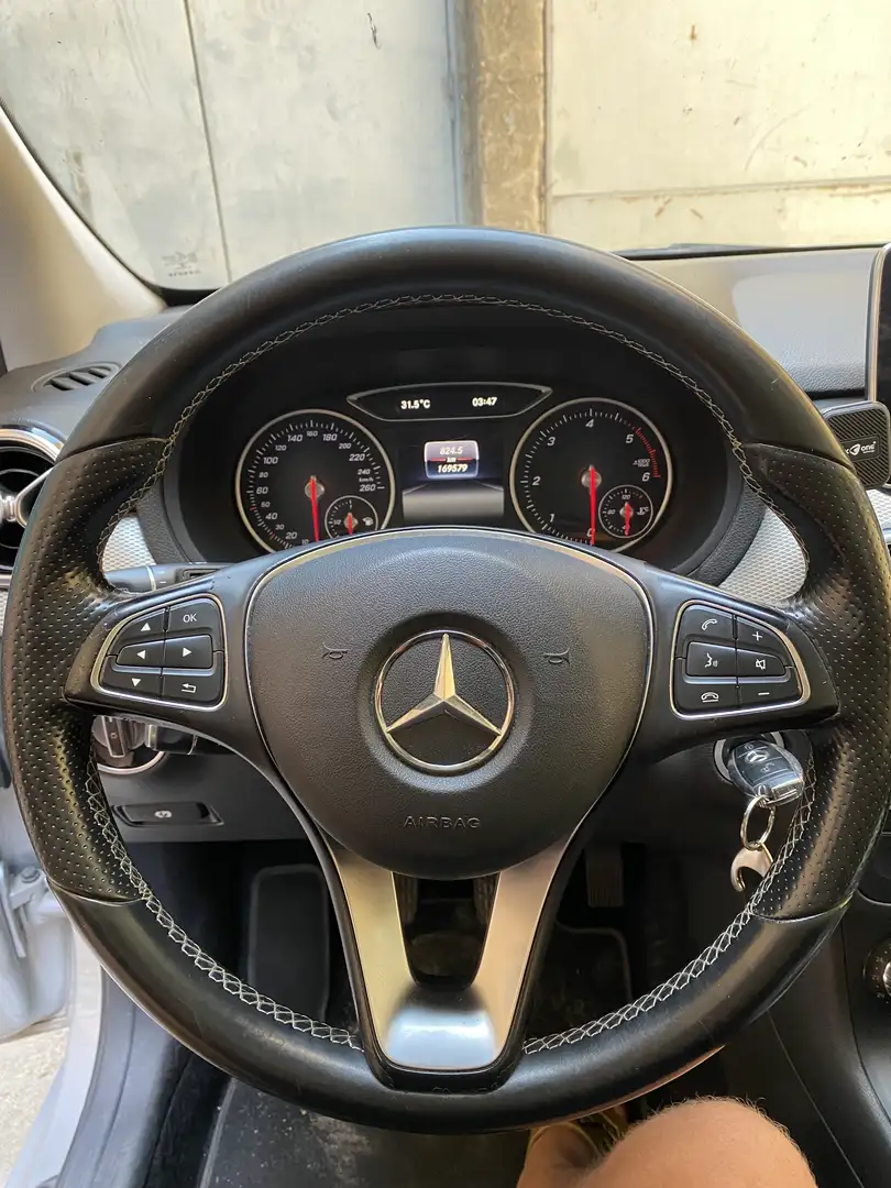 Mercedes-Benz B 180 d (cdi) Premium FL E6 - 1