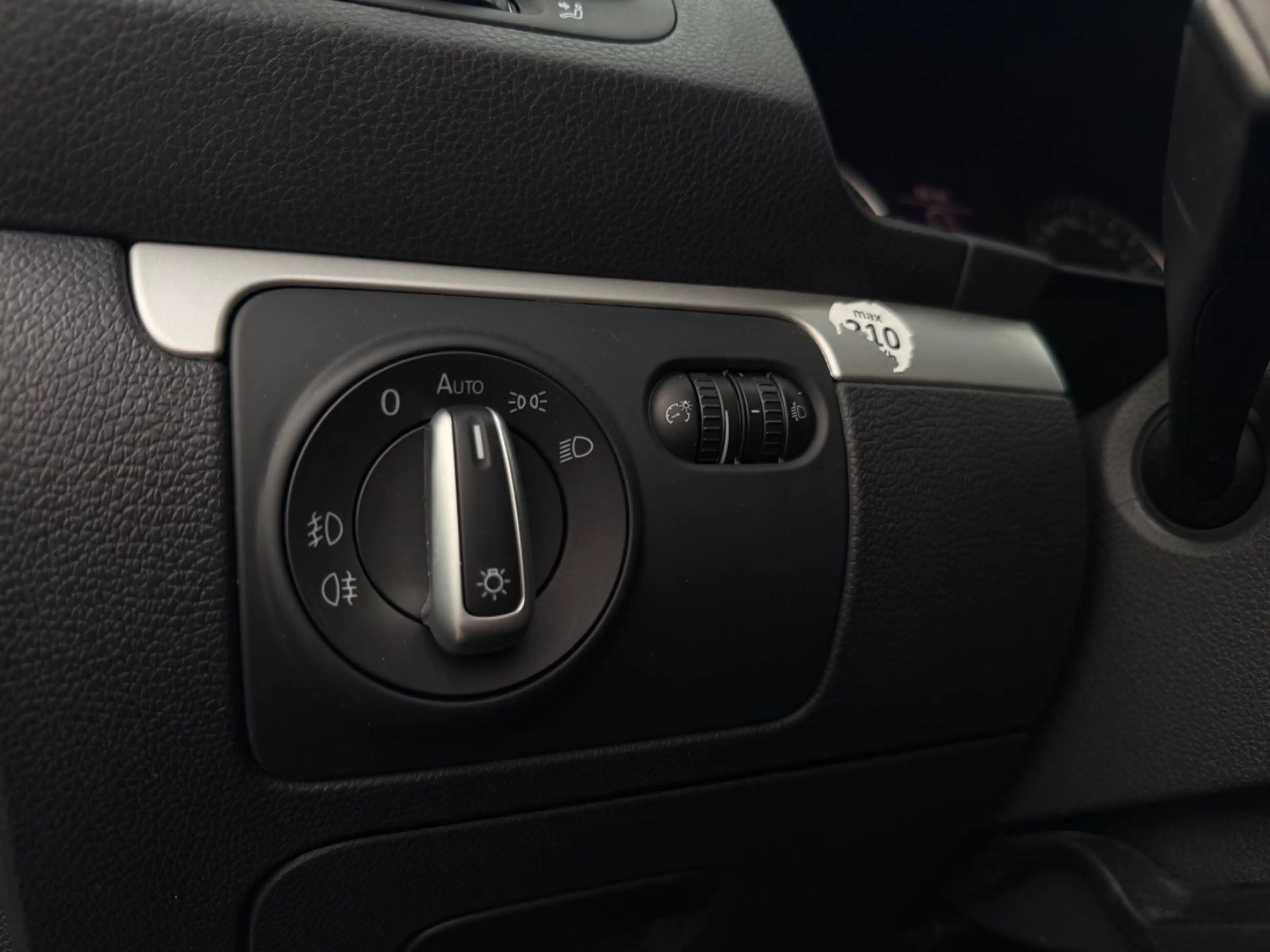 Volkswagen Scirocco 1.4 TSI 118 kW Sport — photo 14