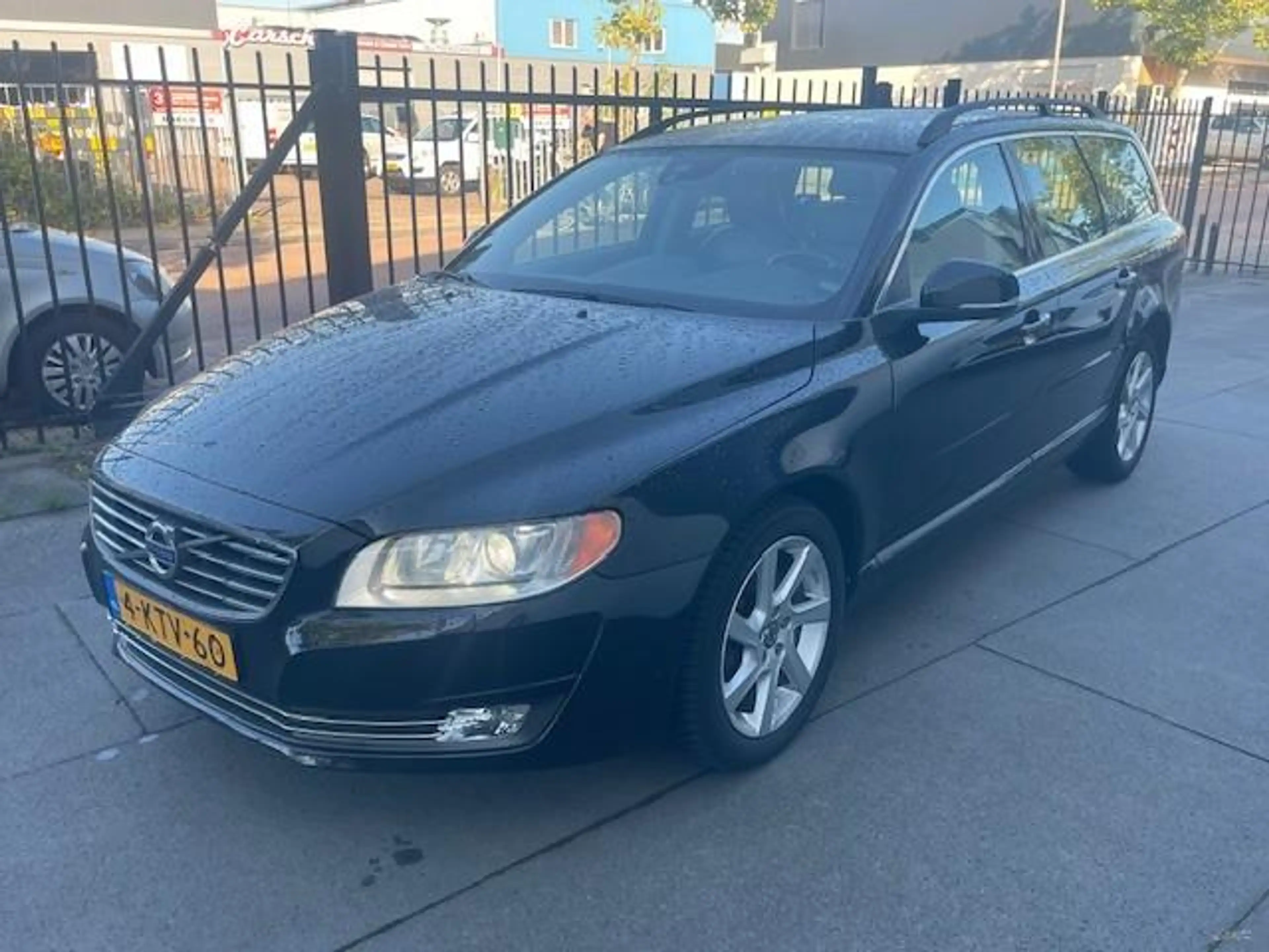 Volvo V70 1.6 T4 Nordic+ Only EXPORT / Of alleen B2B — photo 2