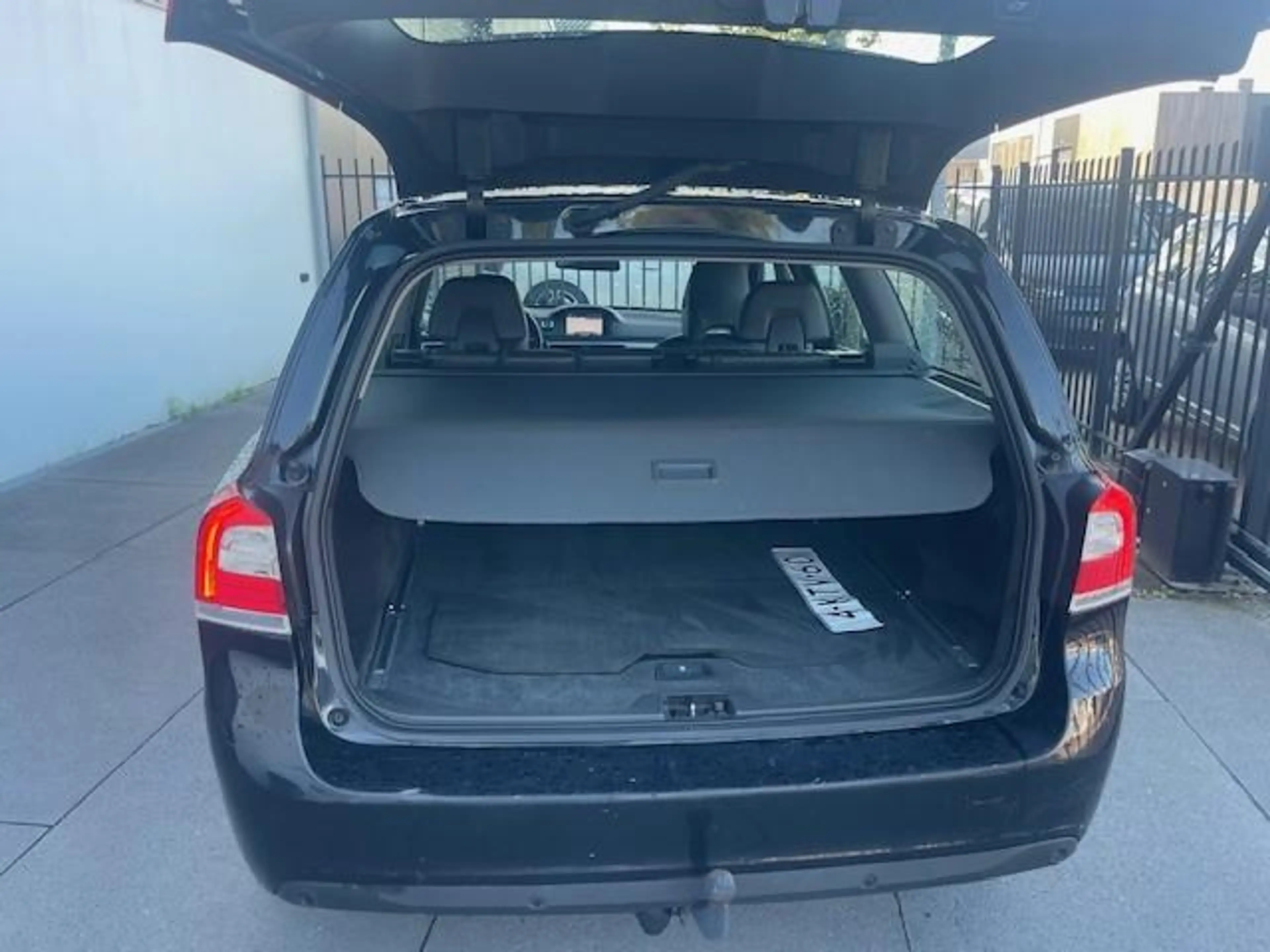 Volvo V70 1.6 T4 Nordic+ Only EXPORT / Of alleen B2B — photo 6
