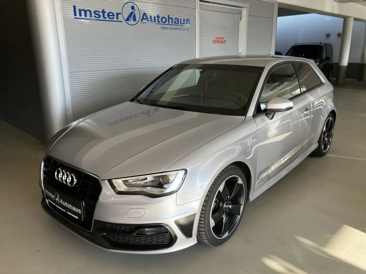 Audi A3 Ambition quattro 2,0TDI S-line 150PS Silber - 2