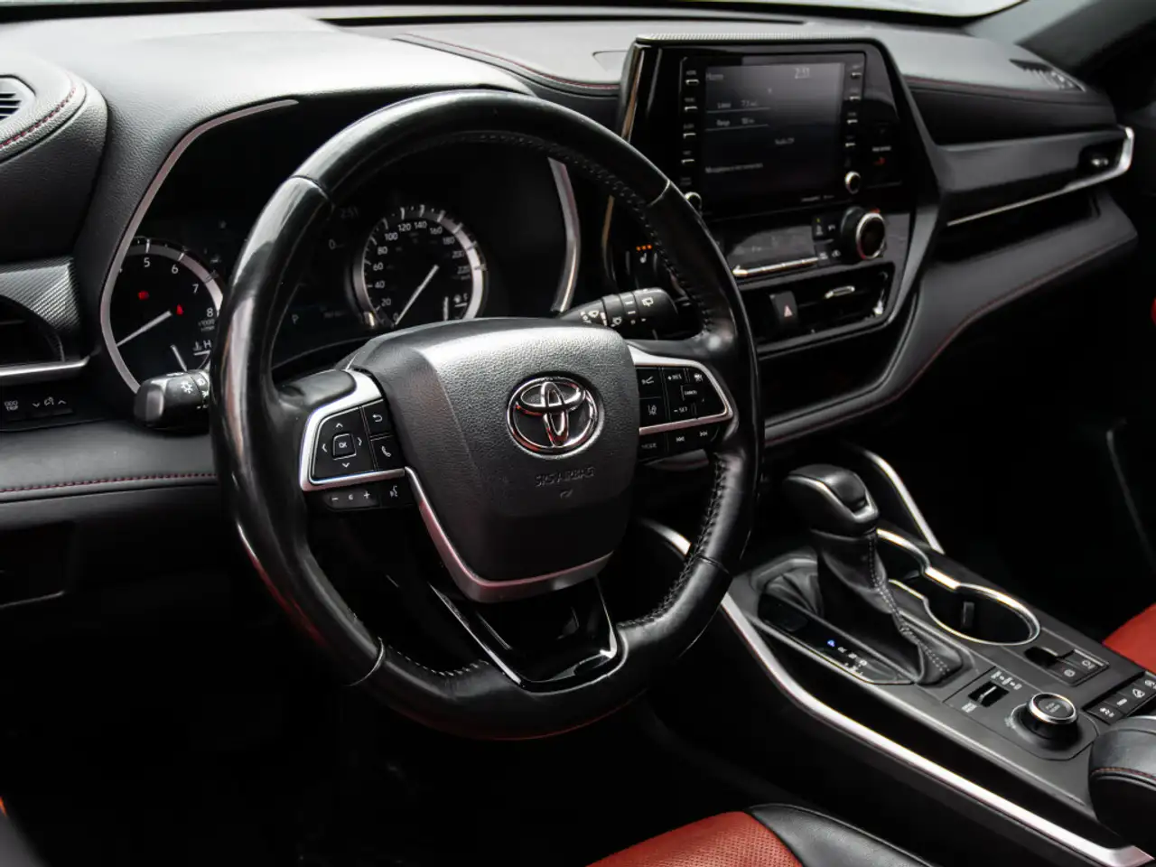Toyota Highlander снимка Toyota Highlander