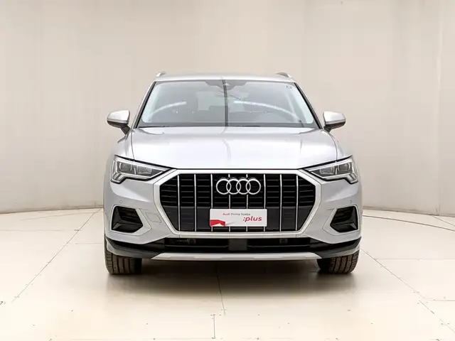 Audi Q3 view 2