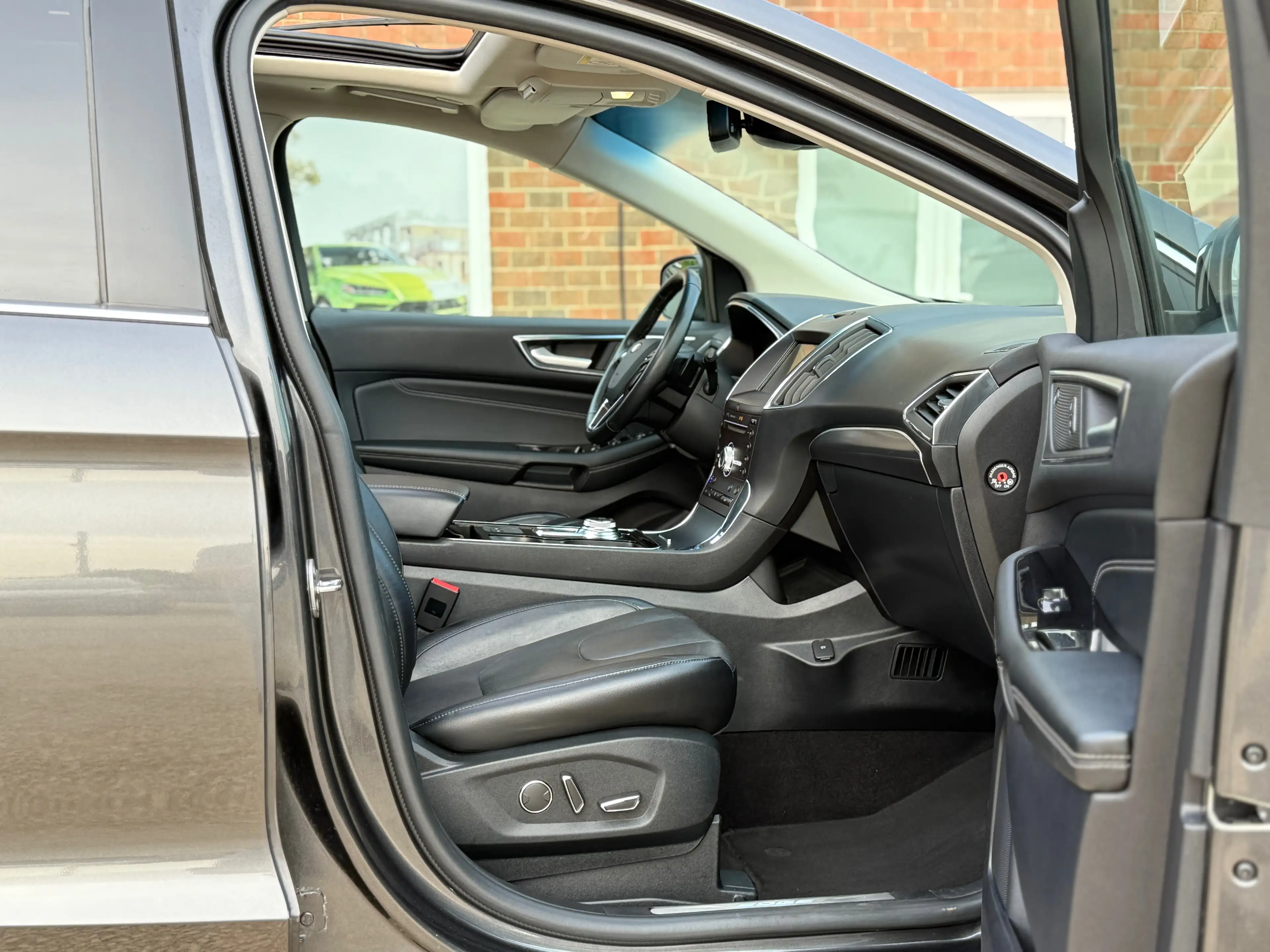 Ford Edge 2.0 TDCi 150CV Titanium BOITE AUTO TOIT PANO CUIR NACI LINE ASSIST DISTRO — photo 10