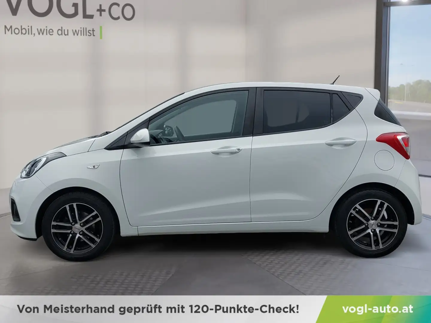 Hyundai i10 1,0 Entry Weiß - 2