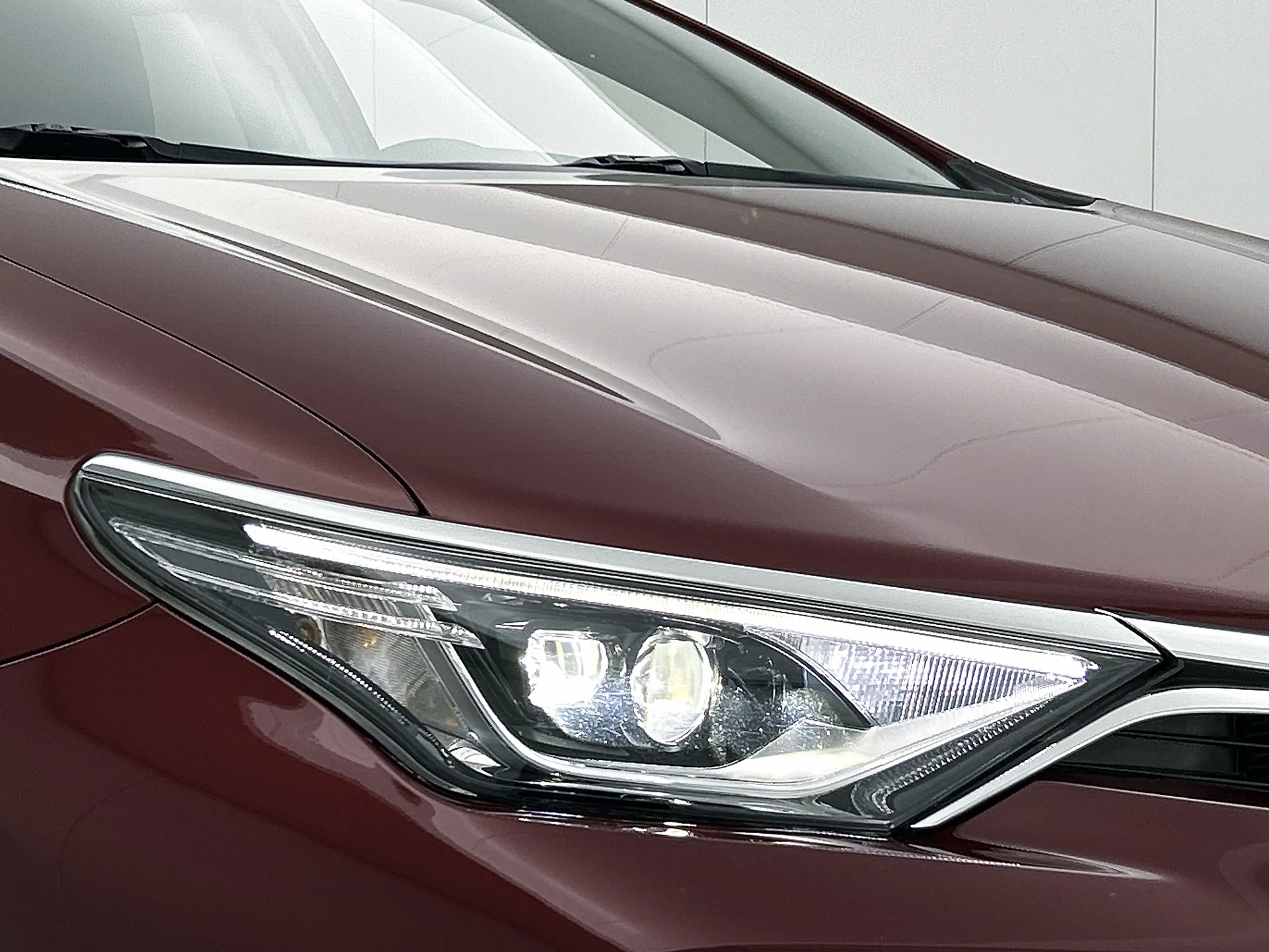 Toyota Auris Touring Sports 1.8 Hybrid Dynamic Ultimate | Stoel — photo 39