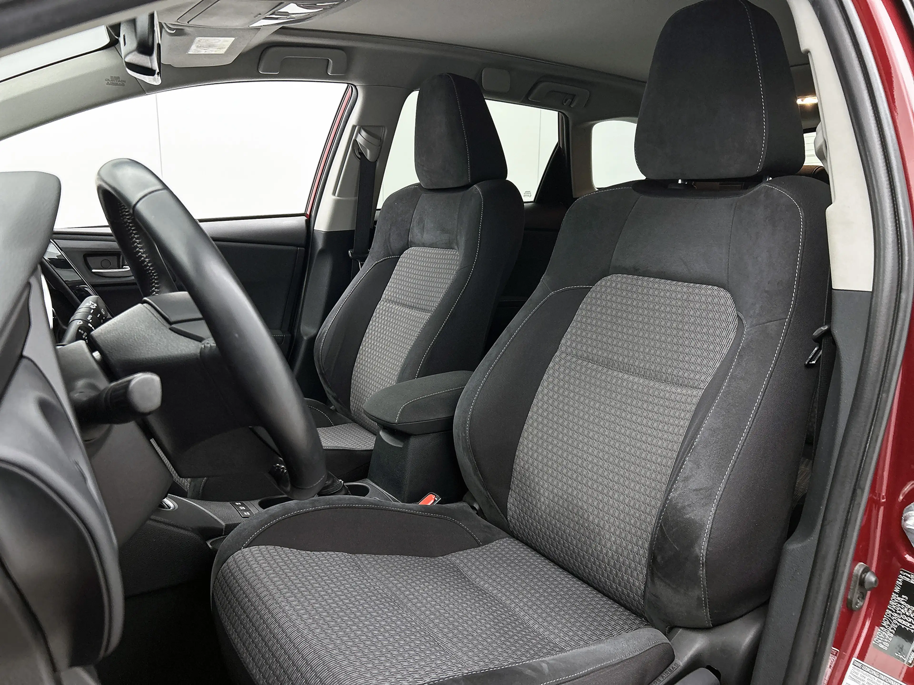 Toyota Auris Touring Sports 1.8 Hybrid Dynamic Ultimate | Stoel — photo 16