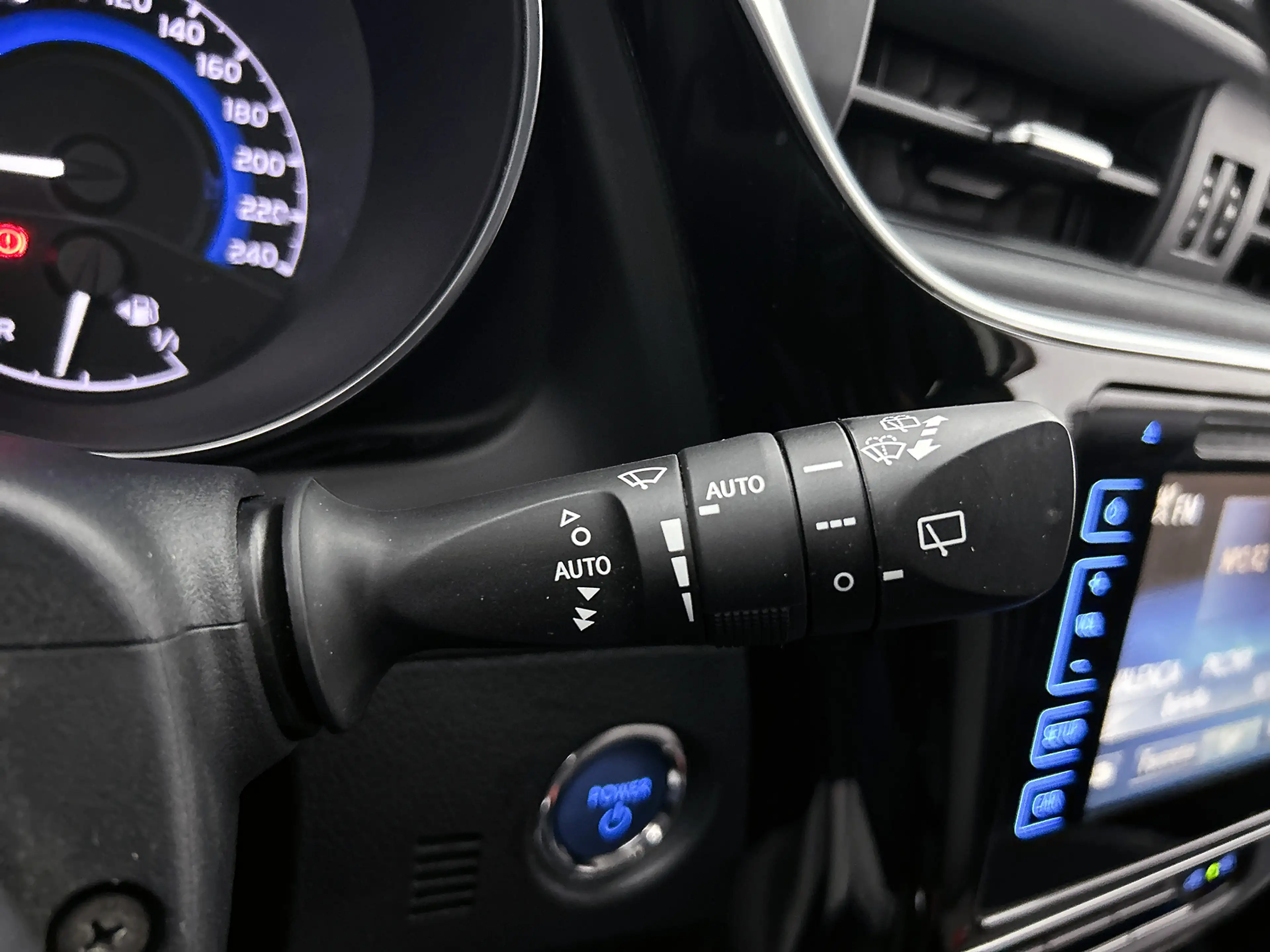 Toyota Auris Touring Sports 1.8 Hybrid Dynamic Ultimate | Stoel — photo 24