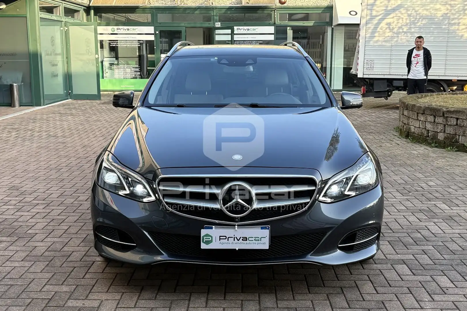 Mercedes-Benz E 250 E 250 CDI S.W. 4Matic Premium Zilver - 2