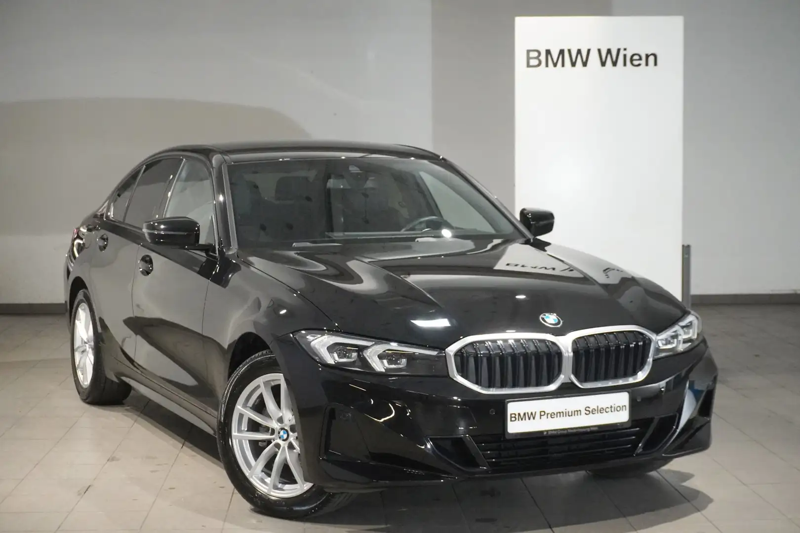 BMW 318 i Schwarz - 1