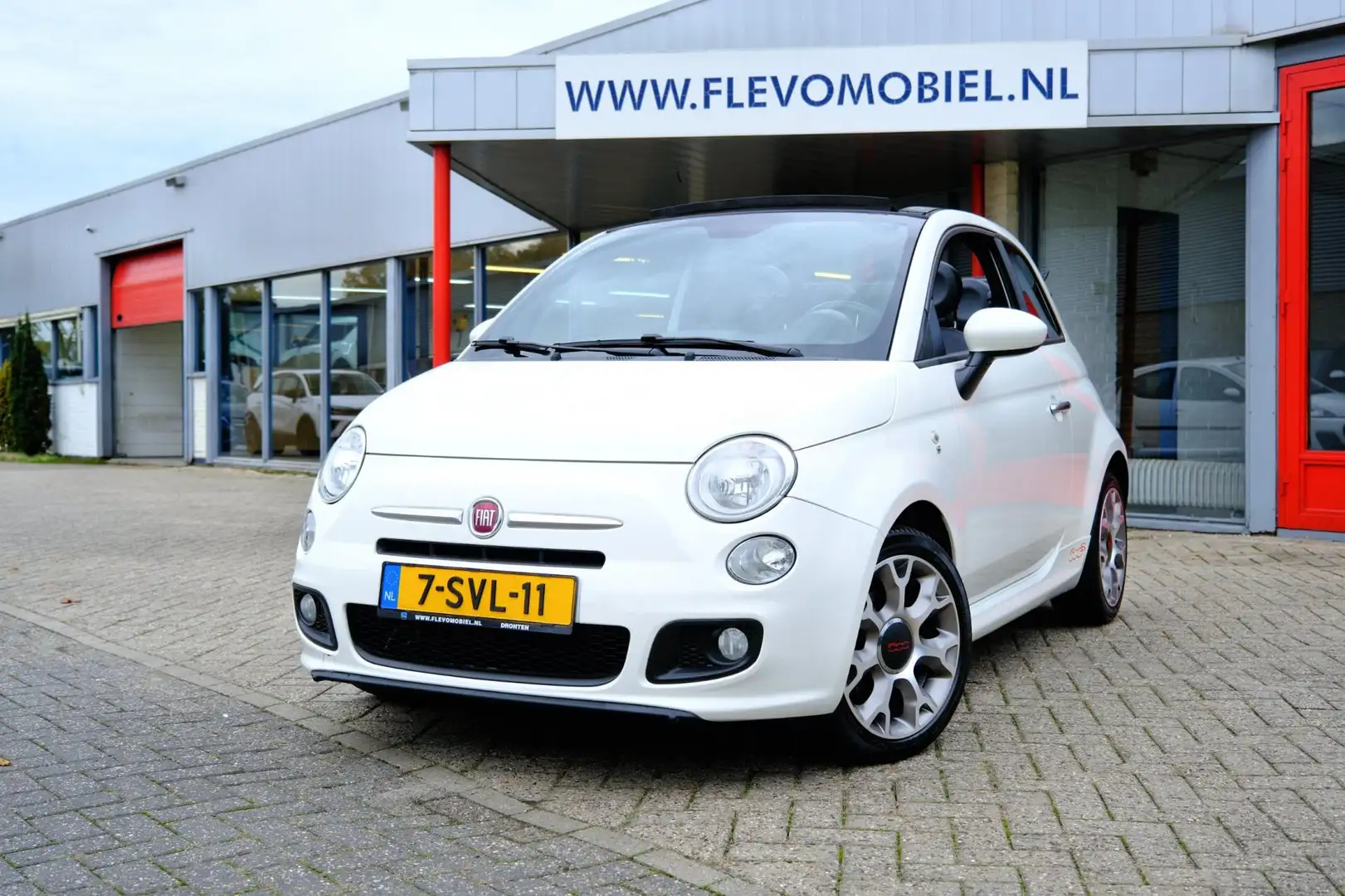 Fiat 500C 0.9 TwinAir Lounge Pano|Navi|Airco|LMV Wit - 1