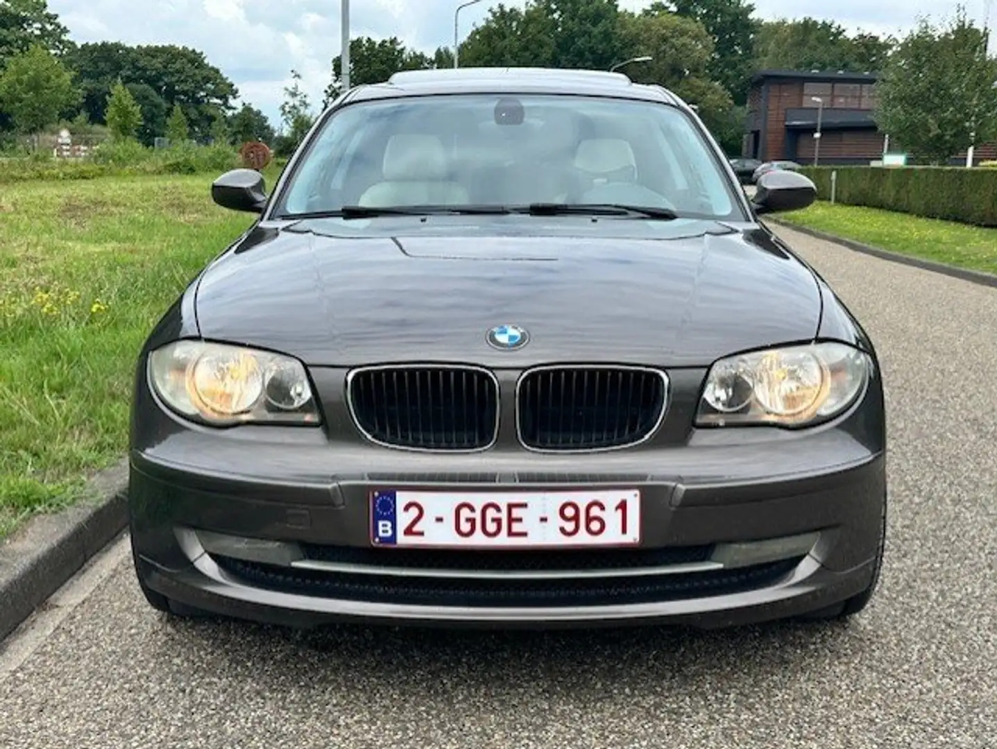 BMW 118 118i Brun - 2