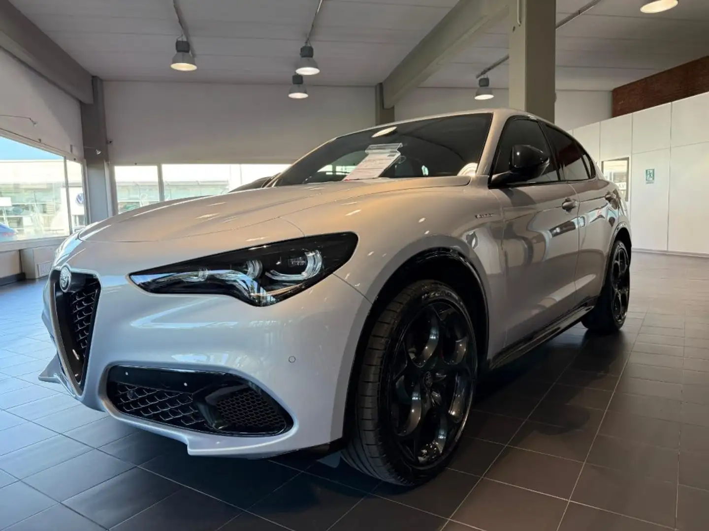 Alfa Romeo Stelvio 2.2 Turbodiesel 210 CV AT8 Q4 Veloce MY25 LED - 21 Grigio - 1