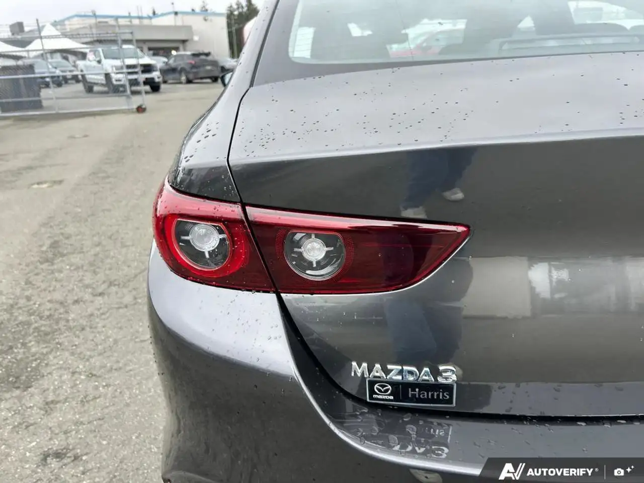 Mazda 3 снимка Mazda 3
