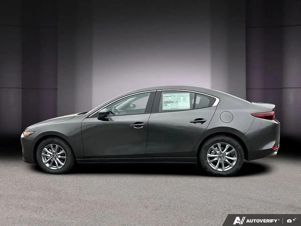 Mazda 3 снимка Mazda 3