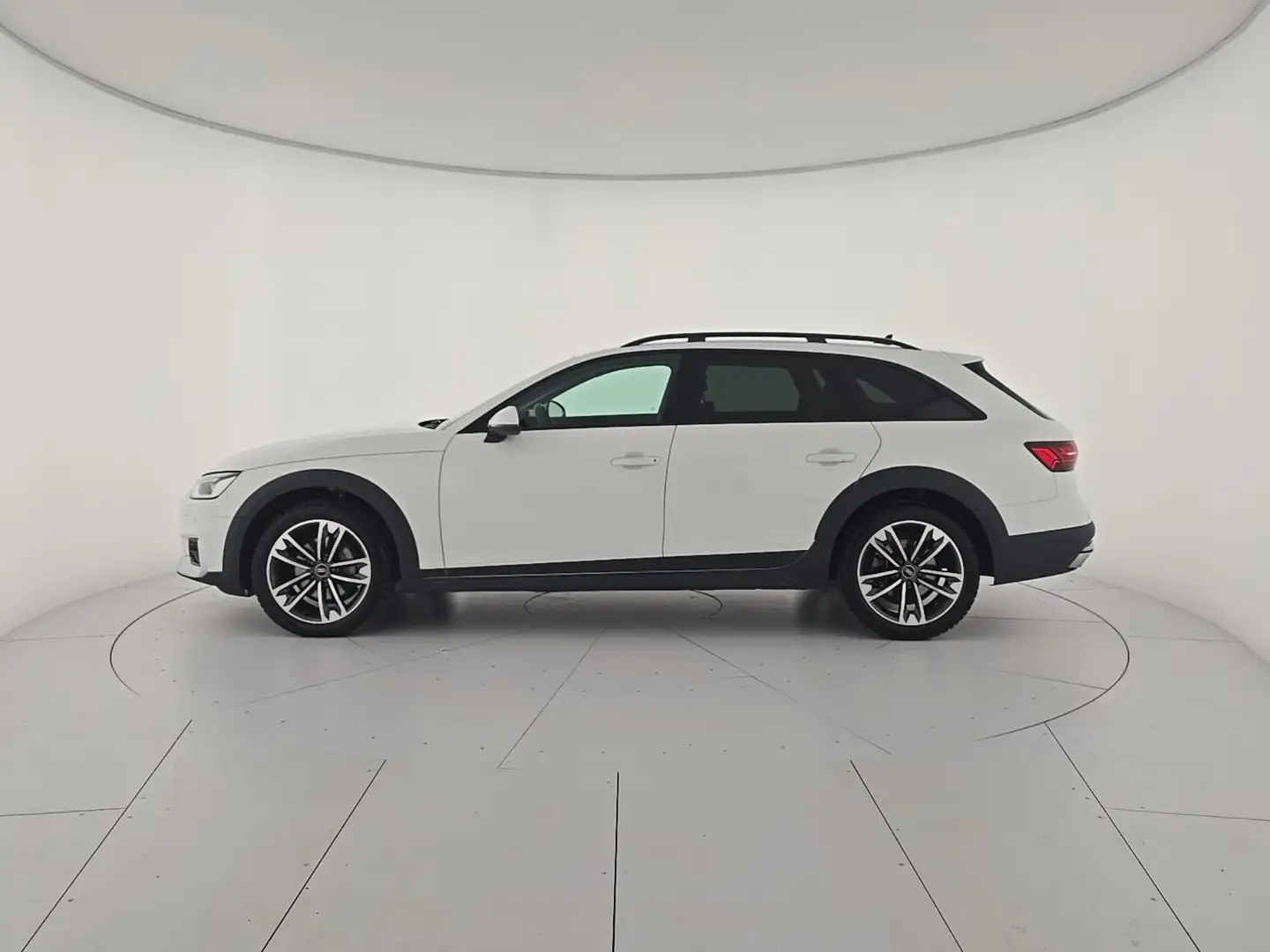 Audi A4 allroad A4 allroad 40 TDI 204 CV S tronic Business Evolut Blanc - 2