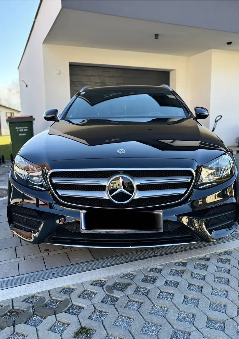 Mercedes-Benz E 220 E 220d AMG-LINE# Burmester#Widescreen#Head-Up - 1
