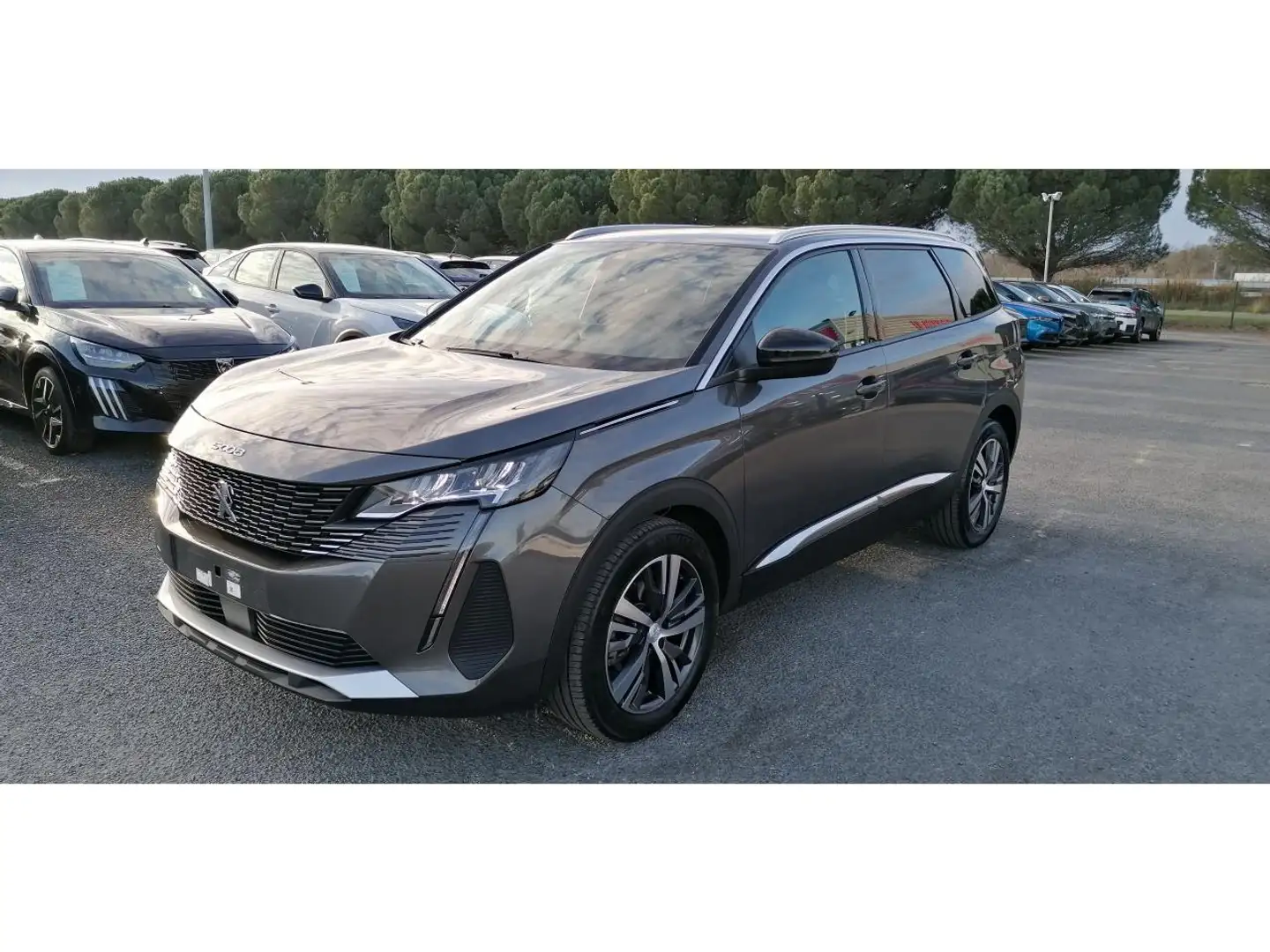 Peugeot 5008 1.5 BlueHDi 130 EAT8 Allure Pack 7 Places Grau - 2