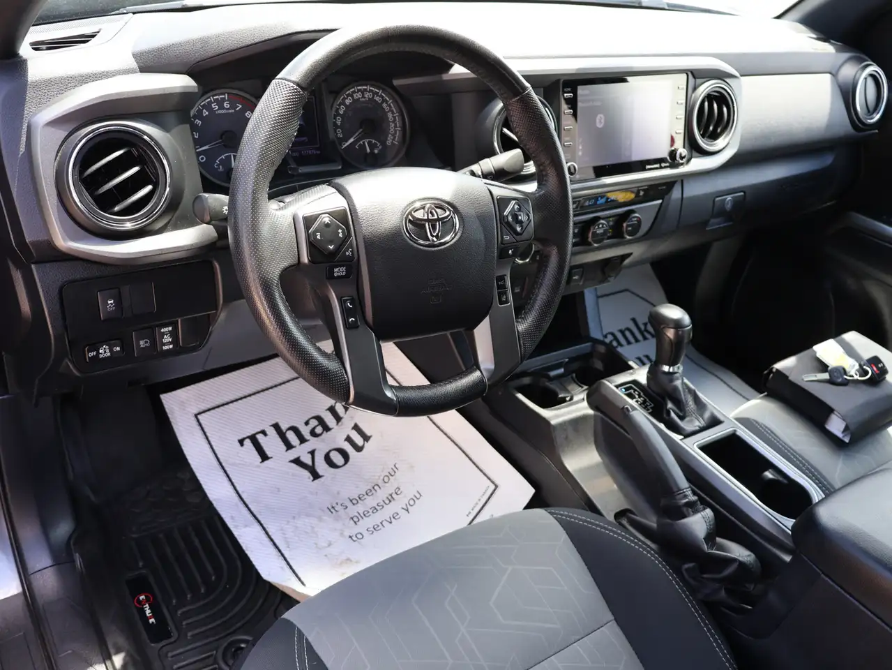Toyota Tacoma photo Toyota Tacoma