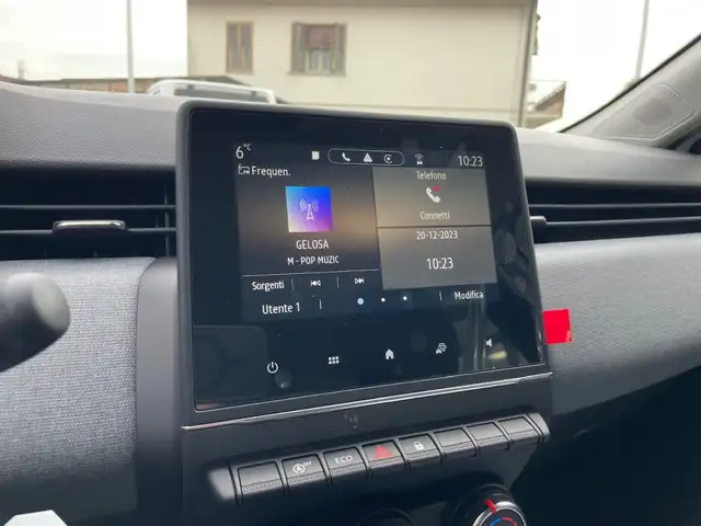 Renault Clio view 10