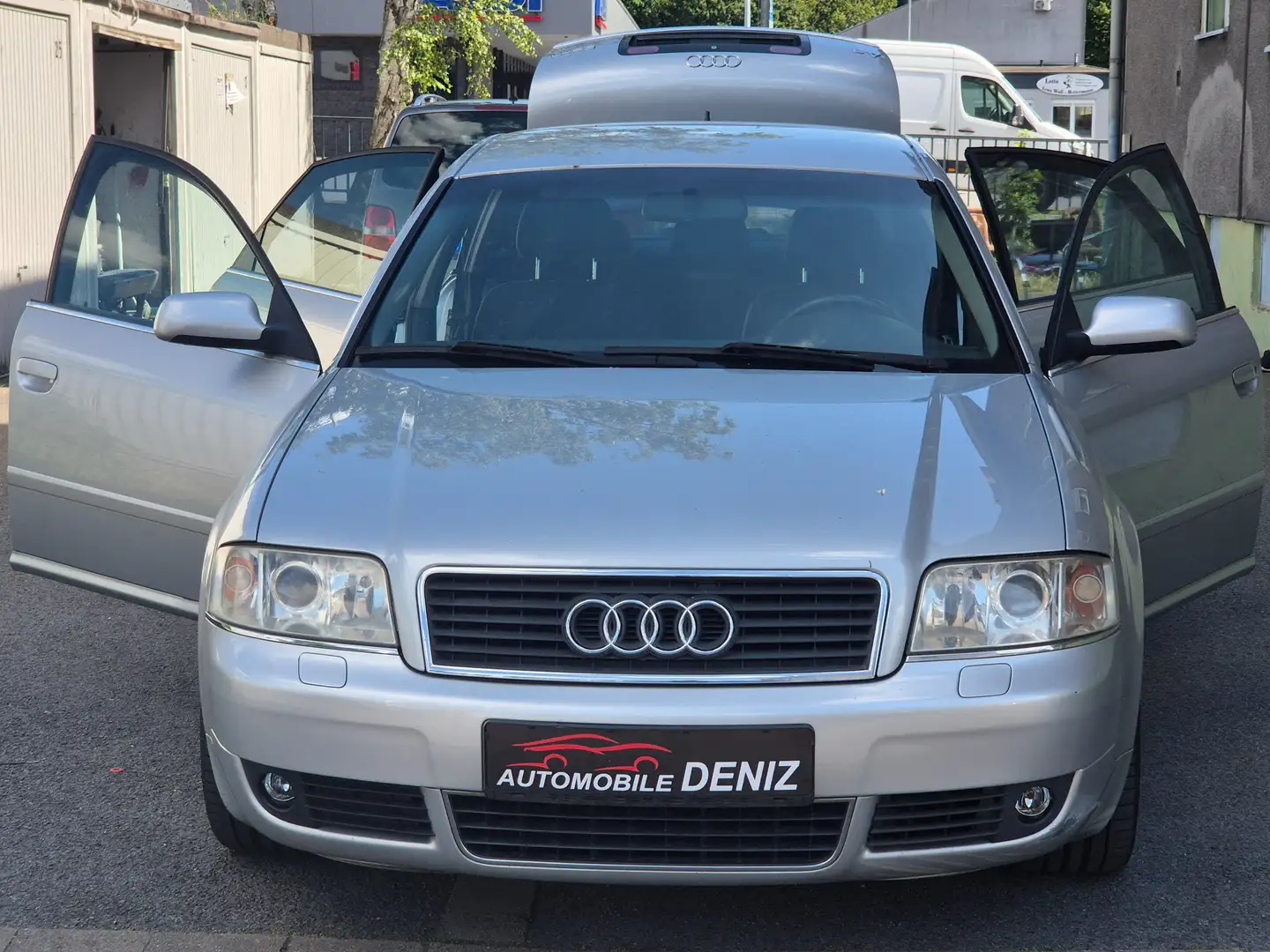 Audi A6 A6 Diesel 2.5 TDI Silber - 1