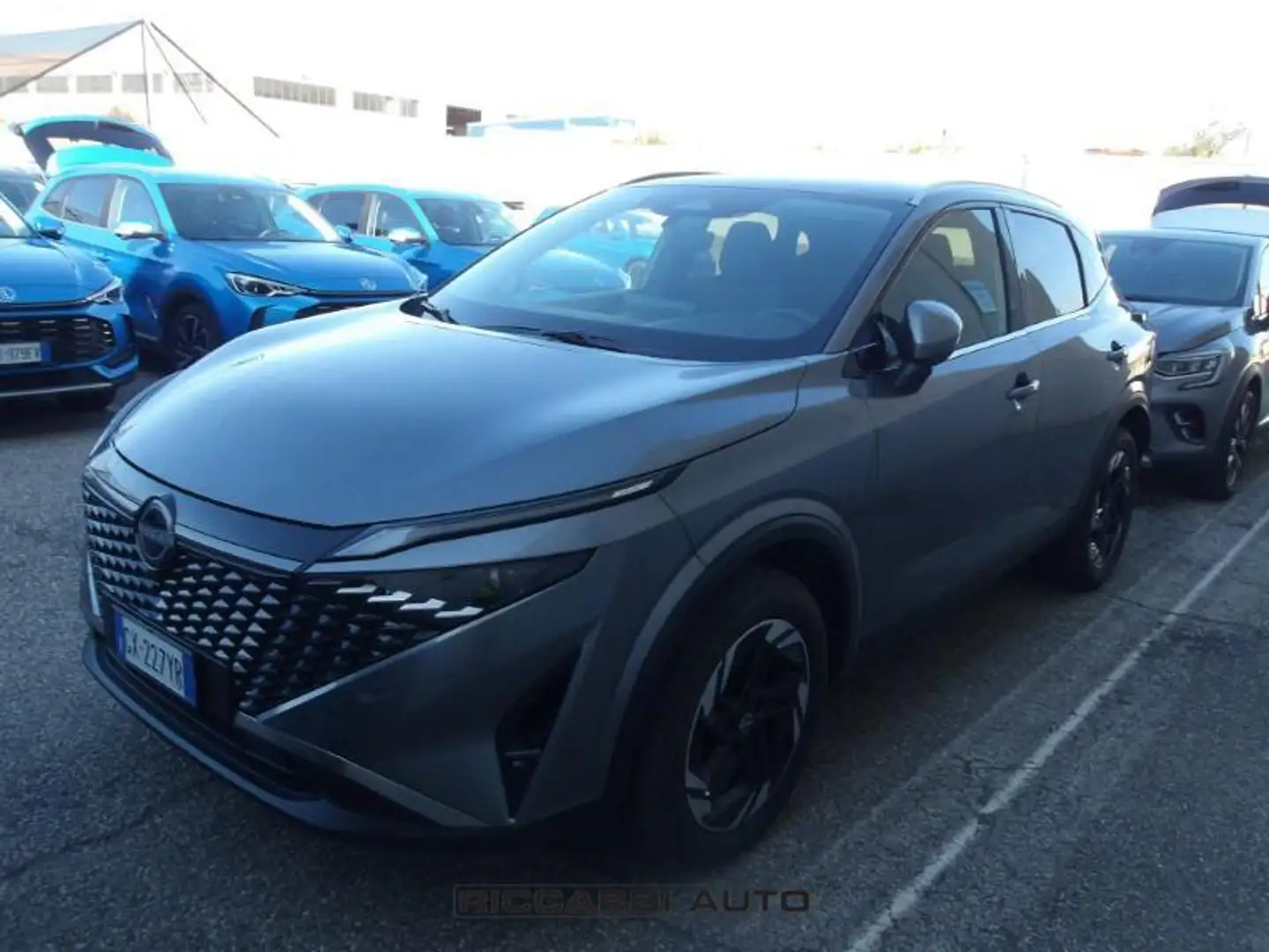 Nissan Qashqai 3ª serie MHEV 158 CV Xtronic N-Connecta Gris - 1