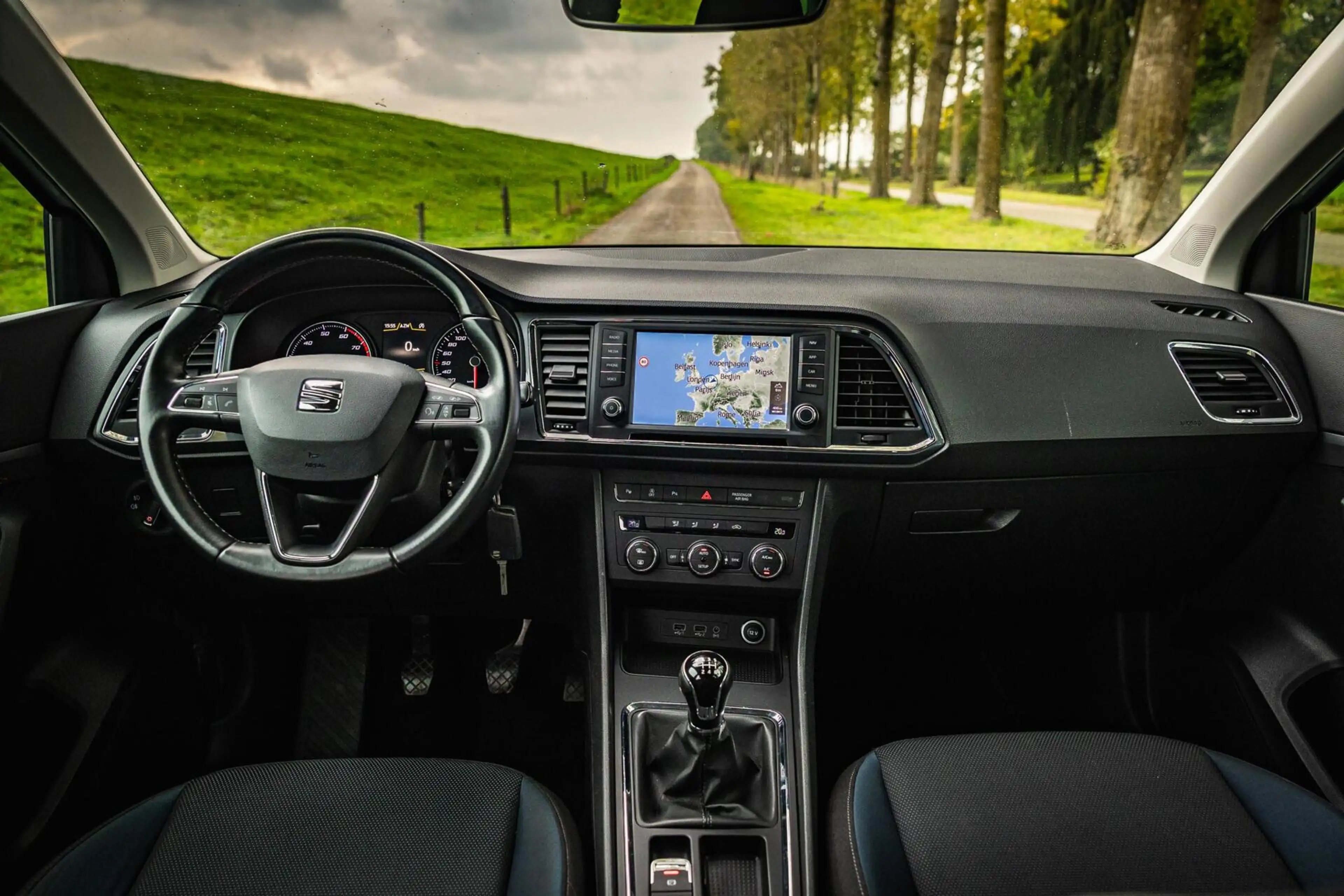 SEAT Ateca 1.0 EcoTSI Style |Nap |Trekhaak |Camera |Carplay — photo 2