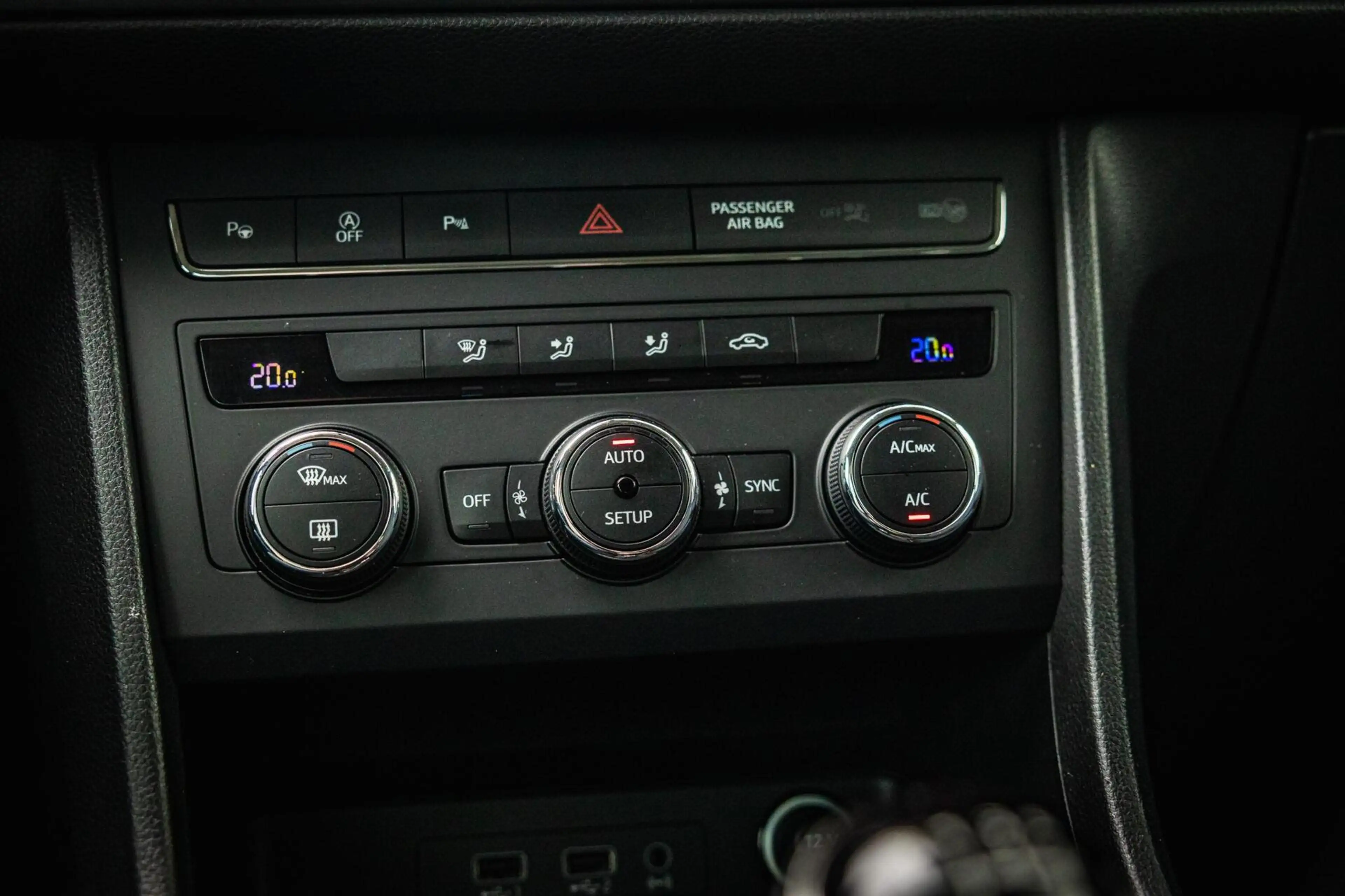 SEAT Ateca 1.0 EcoTSI Style |Nap |Trekhaak |Camera |Carplay — photo 32