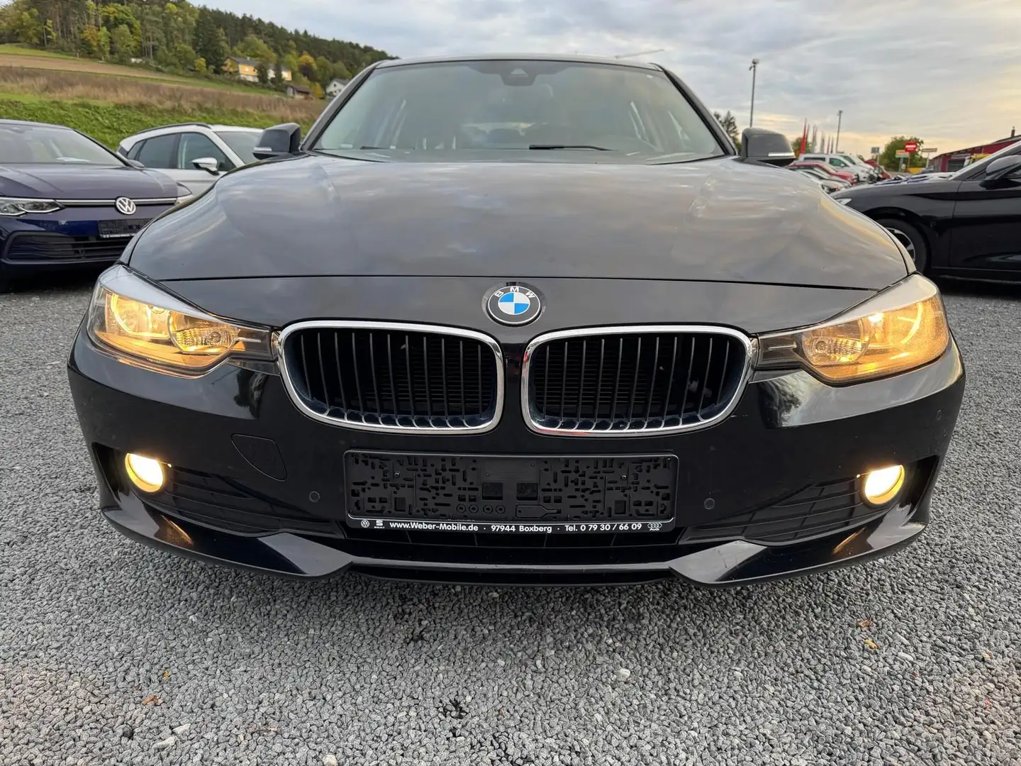 BMW 318 d 2.0 Turbodiesel *PDCHI+VO*SHZ*HÄNDLER/EXPO Schwarz - 2