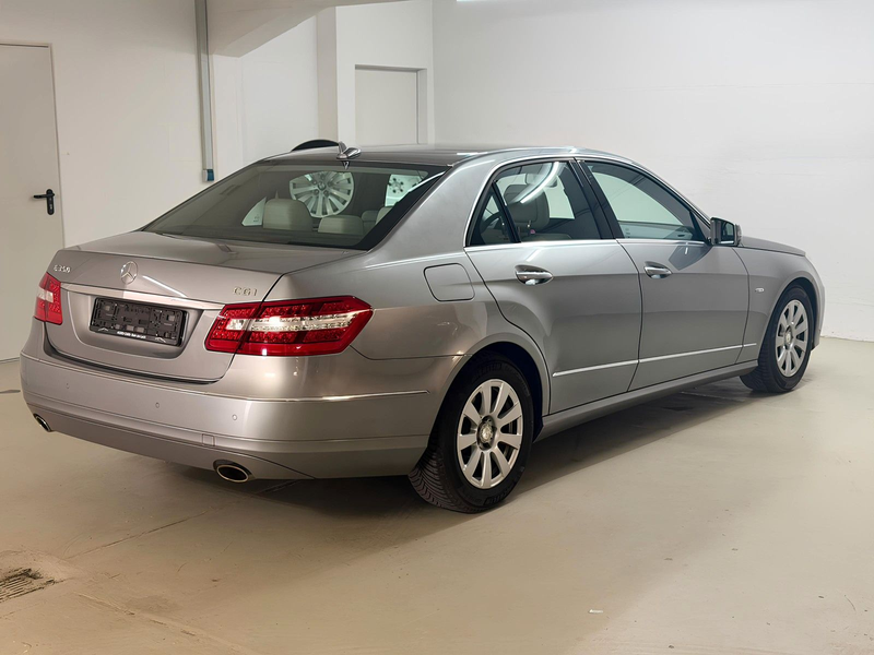 Mercedes-Benz E 350 *2.HAND *XENON *NAVI *SHZ *PDC *ASSISST — photo 11