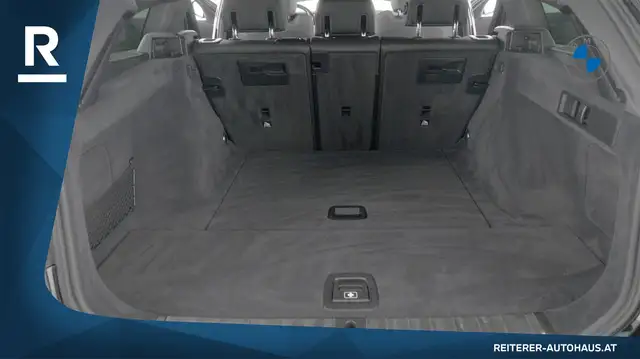 BMW 3 Series view 29