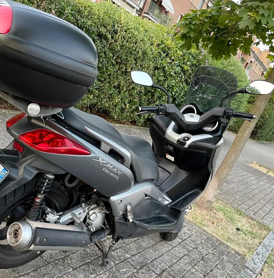 Yamaha X-Max 250 Gris - 2