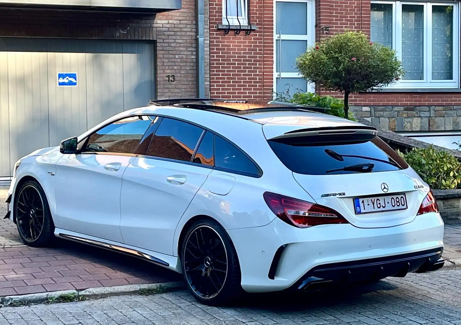 Mercedes-Benz CLA 45 AMG SHOOTING BRAKE • AERO • PERFORMANCE • PANO Wit - 1