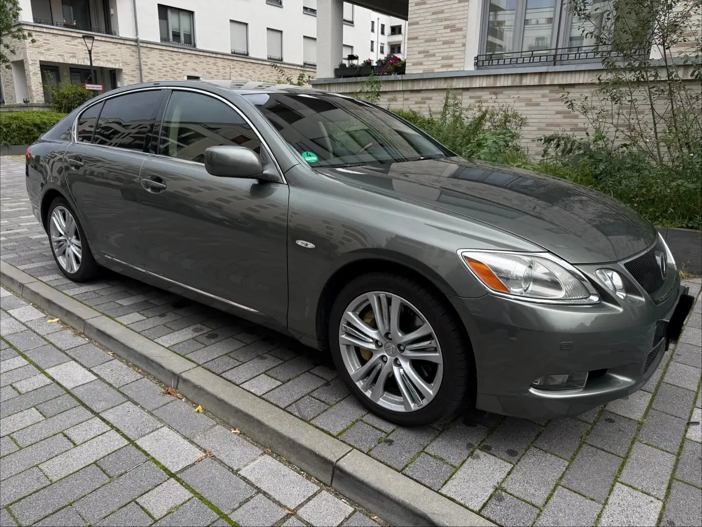 Lexus GS 450h V6*Luxury Line*S-Heft-Lexus*Leder*Navi*ACC*Voll Grau - 2