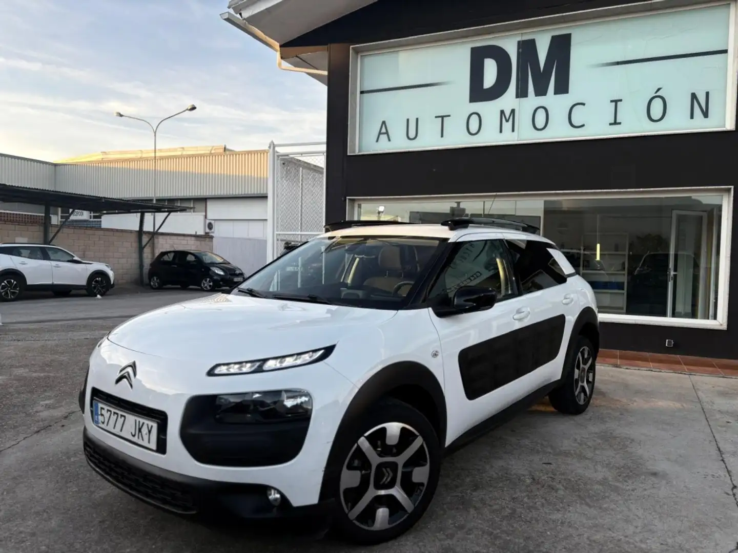 Citroen C4 Cactus 1.6 BlueHDi S&S Business 100 Blanco - 1