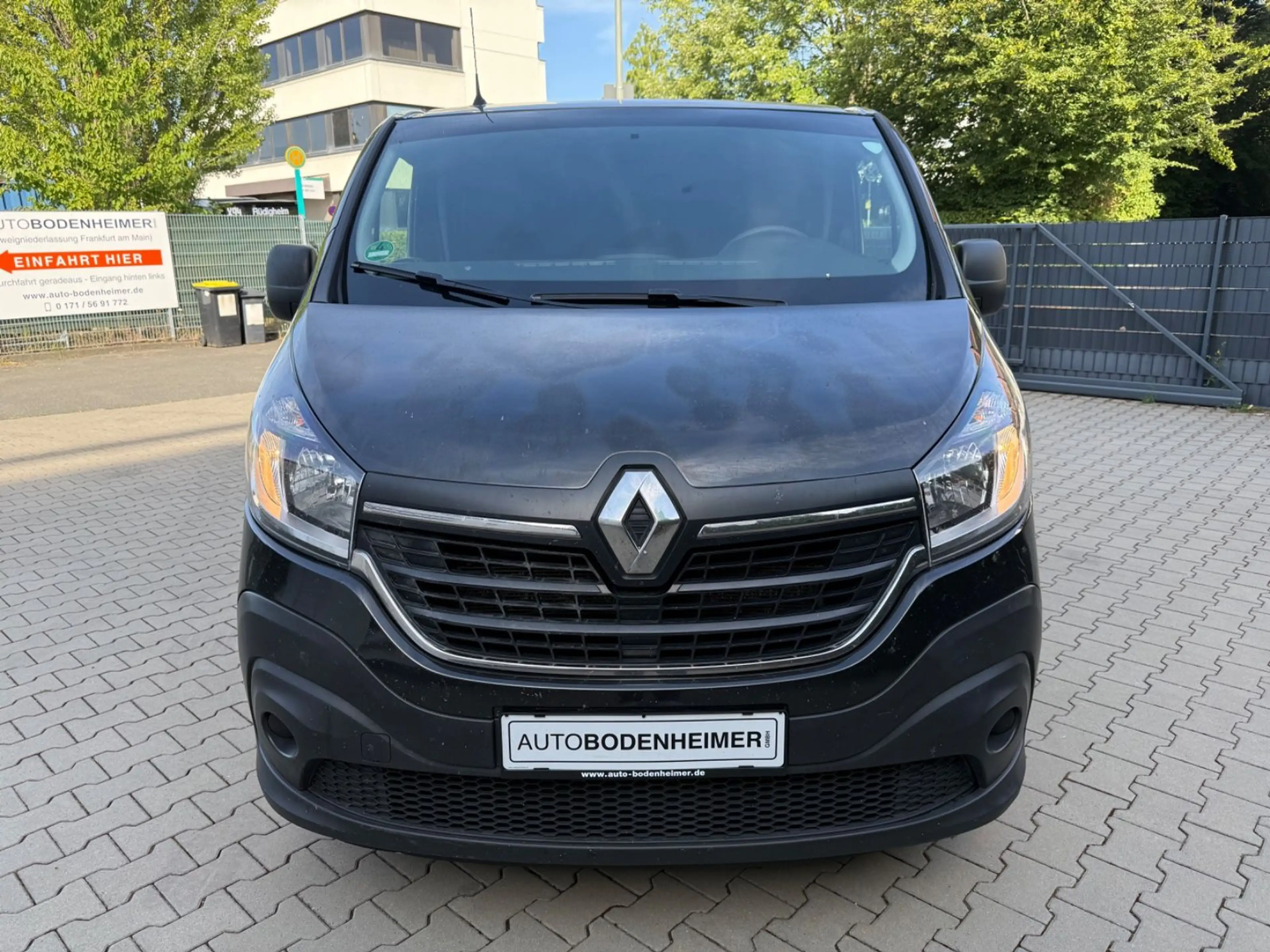 Renault Trafic L1H1 Doka 3,0t Komfort 6-Sitzer Automatik — photo 2
