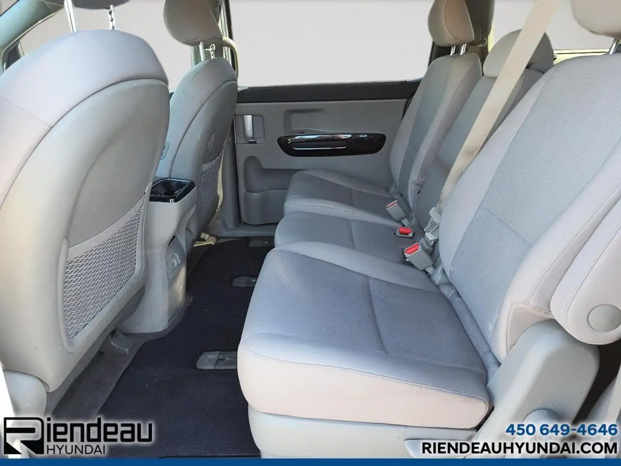 Kia Sedona снимка Kia Sedona