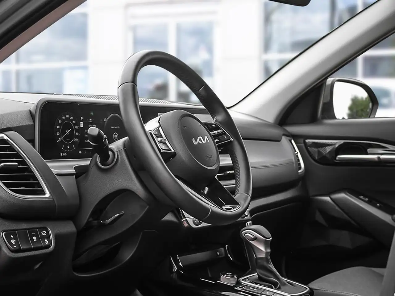 Kia Seltos снимка Kia Seltos