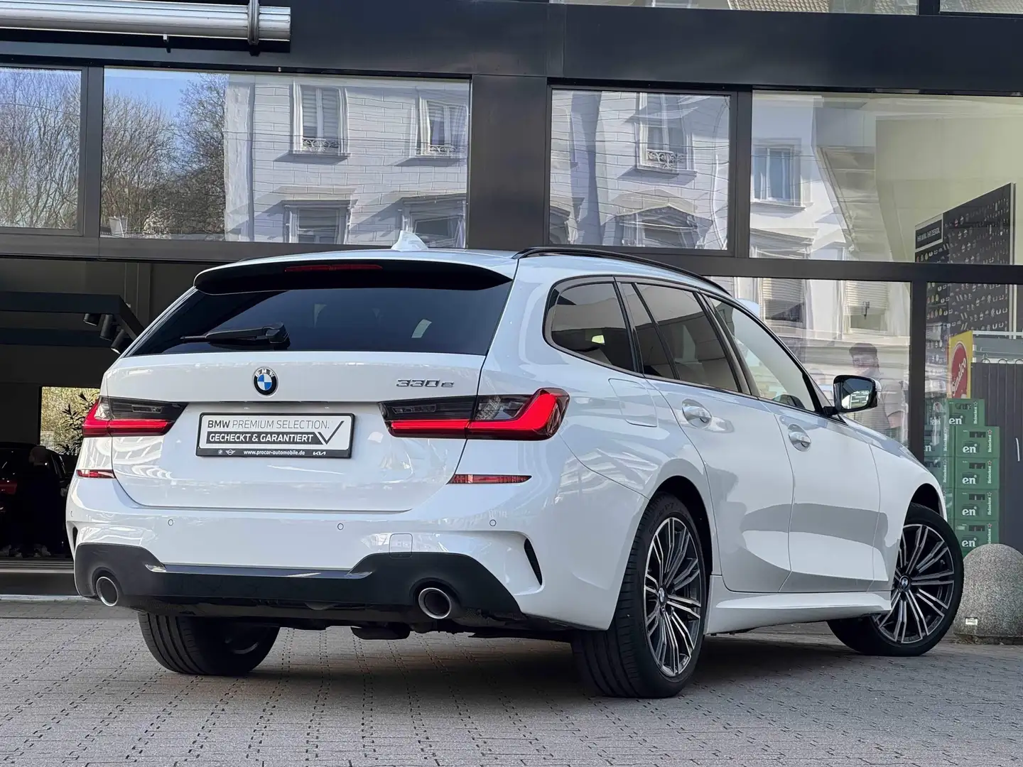 BMW 330 e Touring M Sport Laser DA ACC PA AHK HiFi White - 2