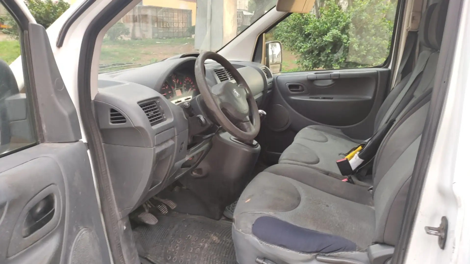 Peugeot Expert Furgón 1.6HDI 227 L1H1 Office Weiß - 2