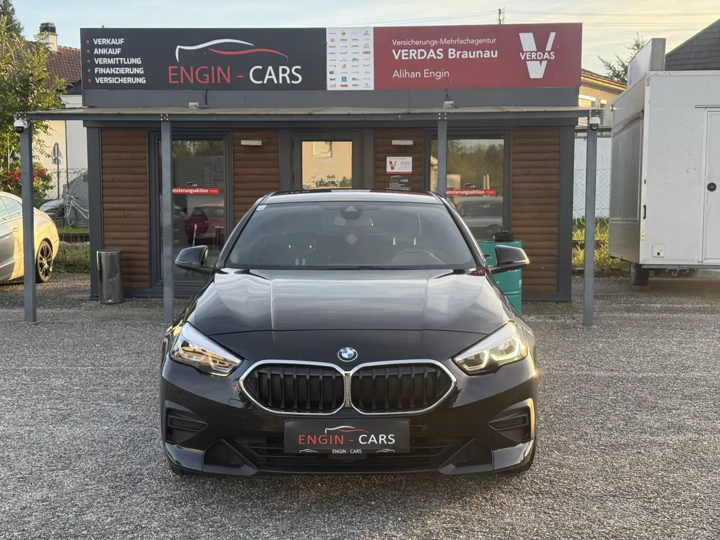 BMW 216 216d Gran Coupe Aut. Schwarz - 2
